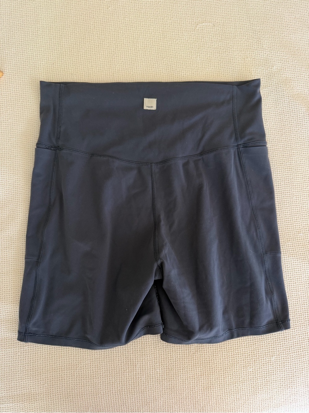 Vuori Woman’s High-Waist Black Bike Shorts